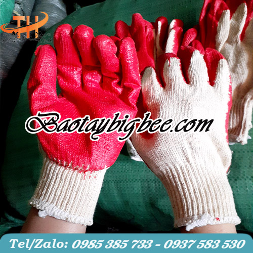 Găng tay phủ cao su màu đỏ
